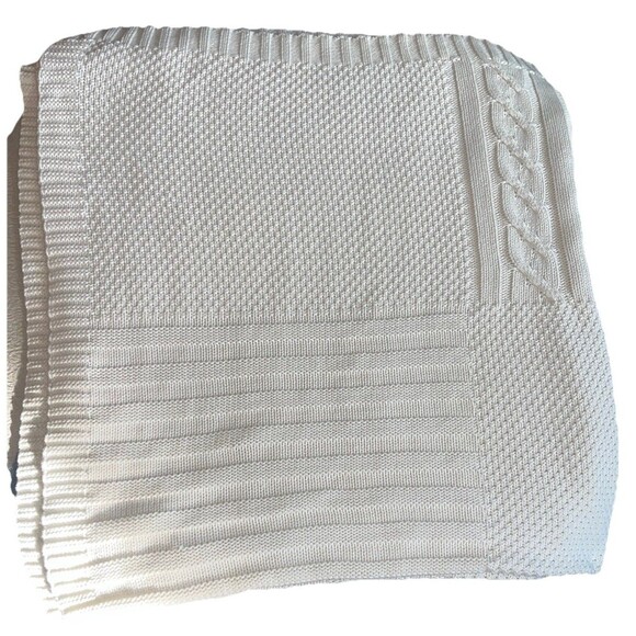 Pottery Barn Ivory Cable Knit Throw Blanket Cotton Blend Soft Cozy 2010 50X60” - Picture 3 of 7